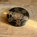 Orgonite ronde Tourmaline noire Métatron - Mineralshop