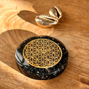Orgonite ronde Tourmaline fleur de vie - Mineralshop