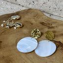 boucles d'oreille, nacre, blanc, dorée, or 