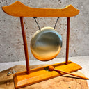 Gong de Table - structure bois rouge gong doré - Mineralshop, décoration, autel , rituel, 