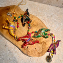 Guirlande décorative éléphants habillés - Mineralshop décoration, force,longévité, inspiration