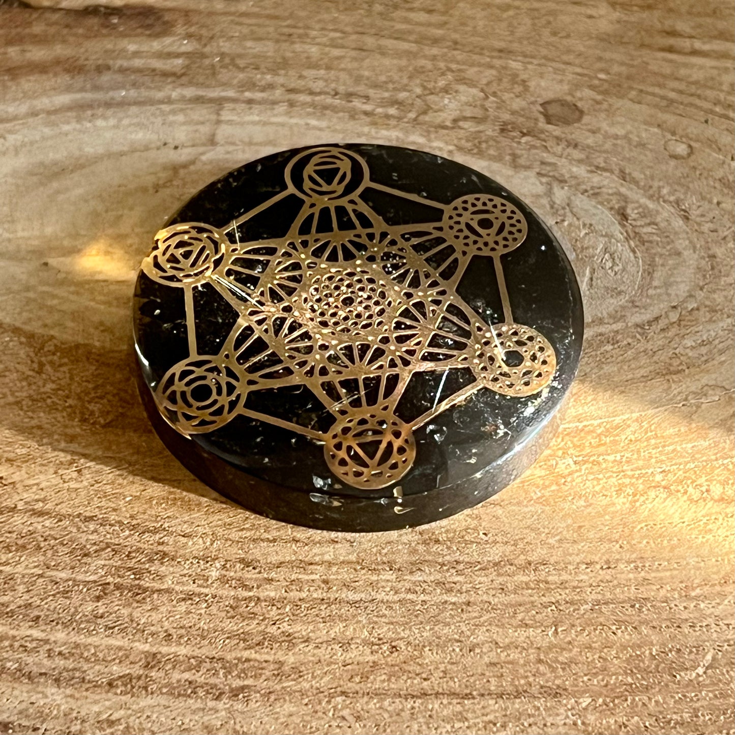 Orgonite ronde Tourmaline noire Métatron