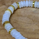 BRACELET ONA DORÉ JADE BLANC, l’harmonie