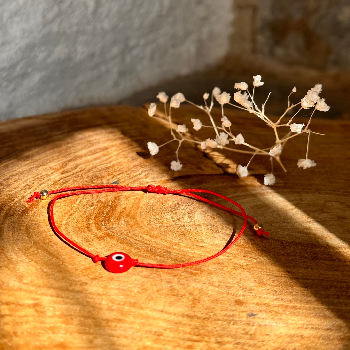 Bracelet à voeux Nazar boncuk rouge et fil rouge