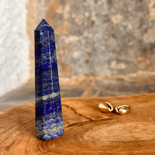 Obélisque Lapis lazuli, la force sacrée