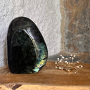 PIERRE LABRADORITE POLIE 1kg, la pierre des Thérapeutes