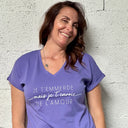 T-Shirt violet col V "je t'emm***  mais je t'envoie de l'amour !"
