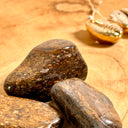 ondes éléctromagnétiques, énergies négatives, énergie positive, chakra du plexus solaire, chakra couronne, stress