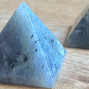 Pyramide Labradorite