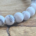 Bracelet boule 04mm HOWLITE BLANCHE,  l'indispensable