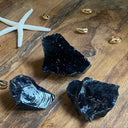 PIERRE BRUTE OBSIDIENNE NOIRE, la protection ,Minéralshop , pierre de protection , favorise l'introspection 