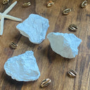 Pierre Brute HOWLITE BLANCHE,  l'indispensable - Mineralshop pierre d' apaisement, 